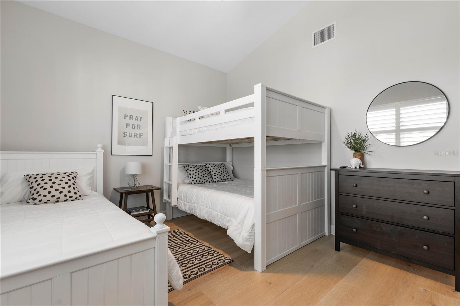 Image 44 of 82 For 400 Cinnamon Beach Way 365