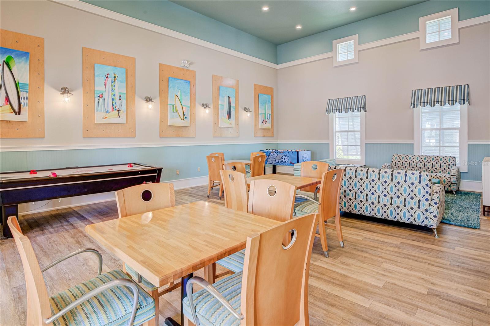 Image 78 of 82 For 400 Cinnamon Beach Way 365