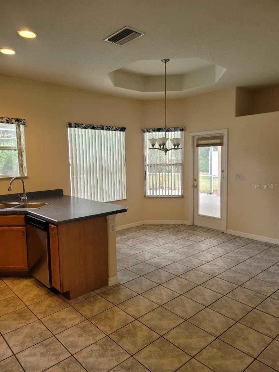 Image 6 of 23 For 60 Prince Michael Lane