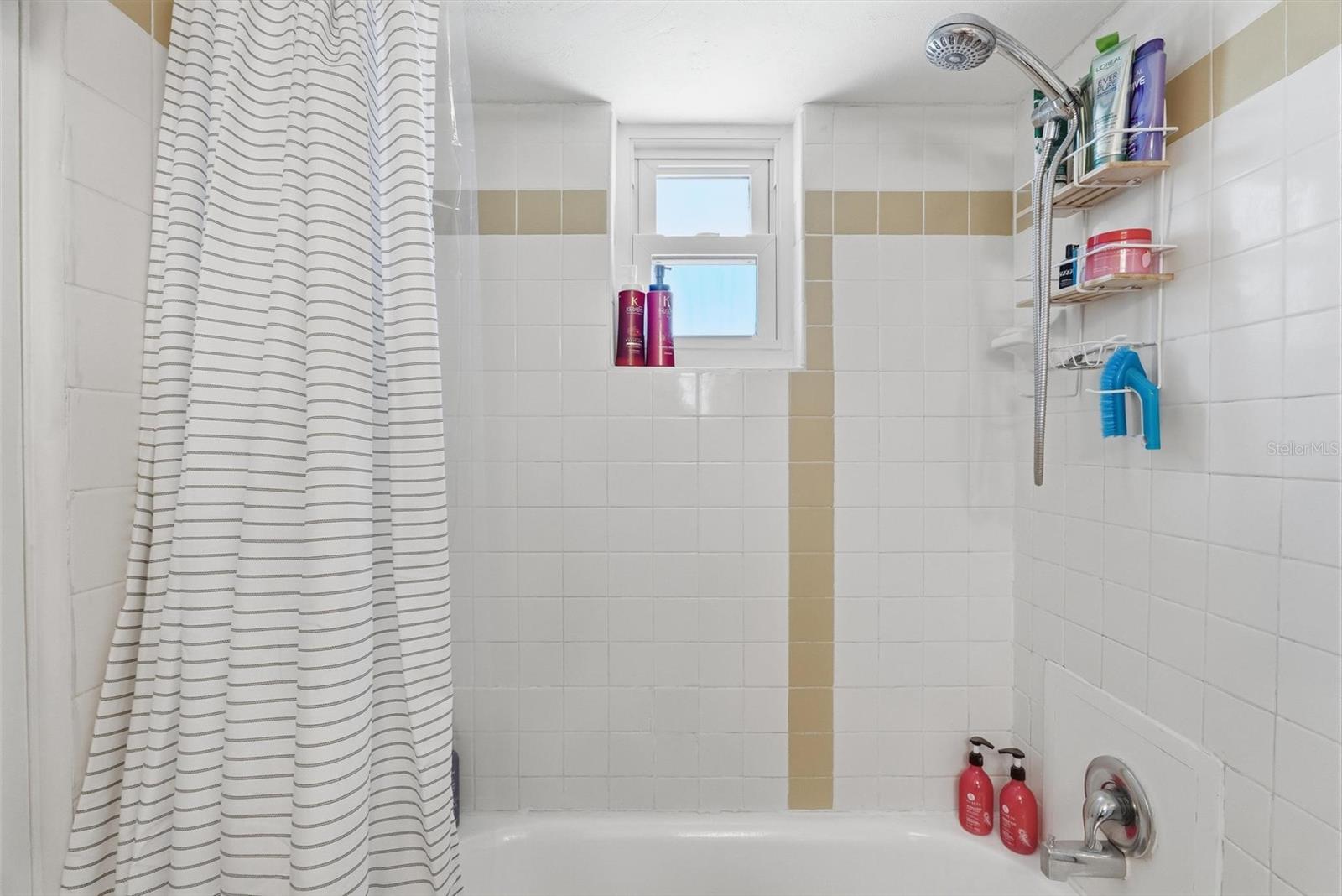 Image 24 of 49 For 219 Atlantic Avenue 401