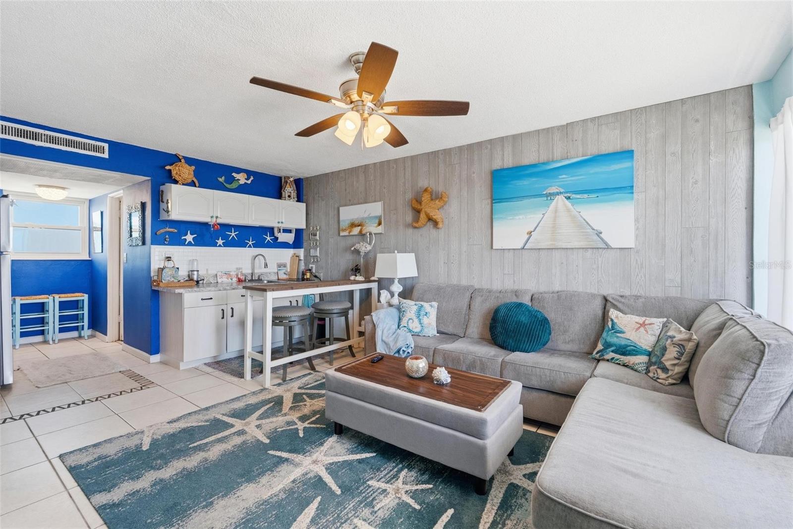 Image 6 of 49 For 219 Atlantic Avenue 401