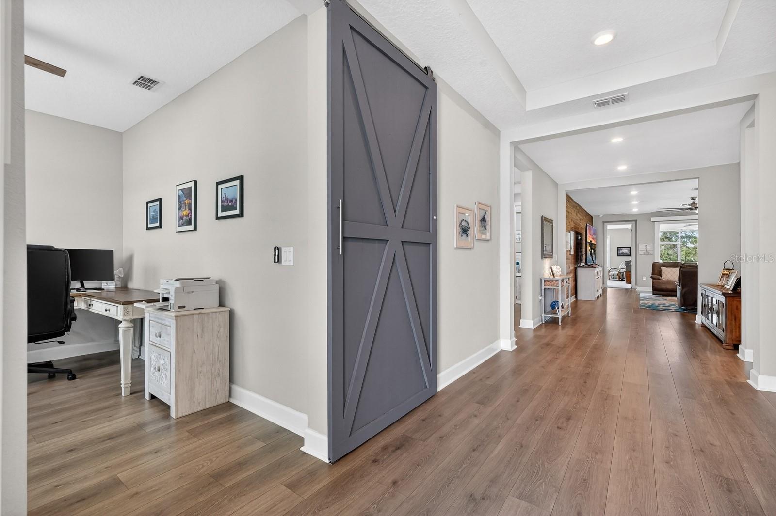 Image 10 of 82 For 94 Almond Point