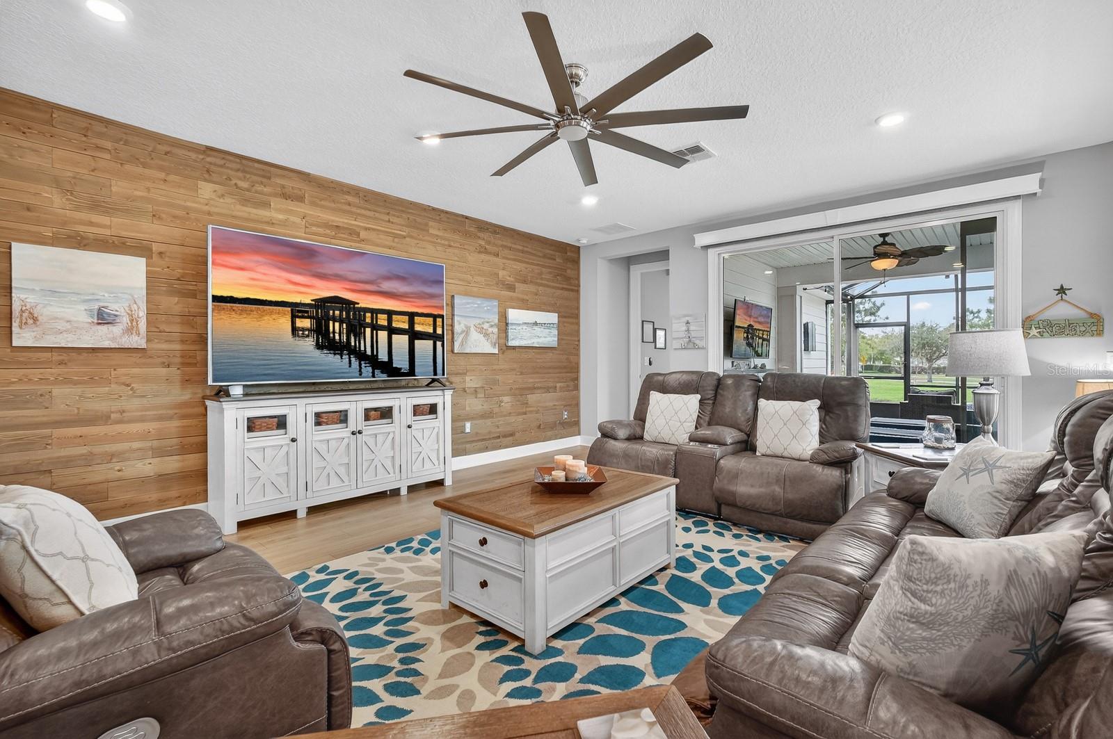 Image 14 of 82 For 94 Almond Point