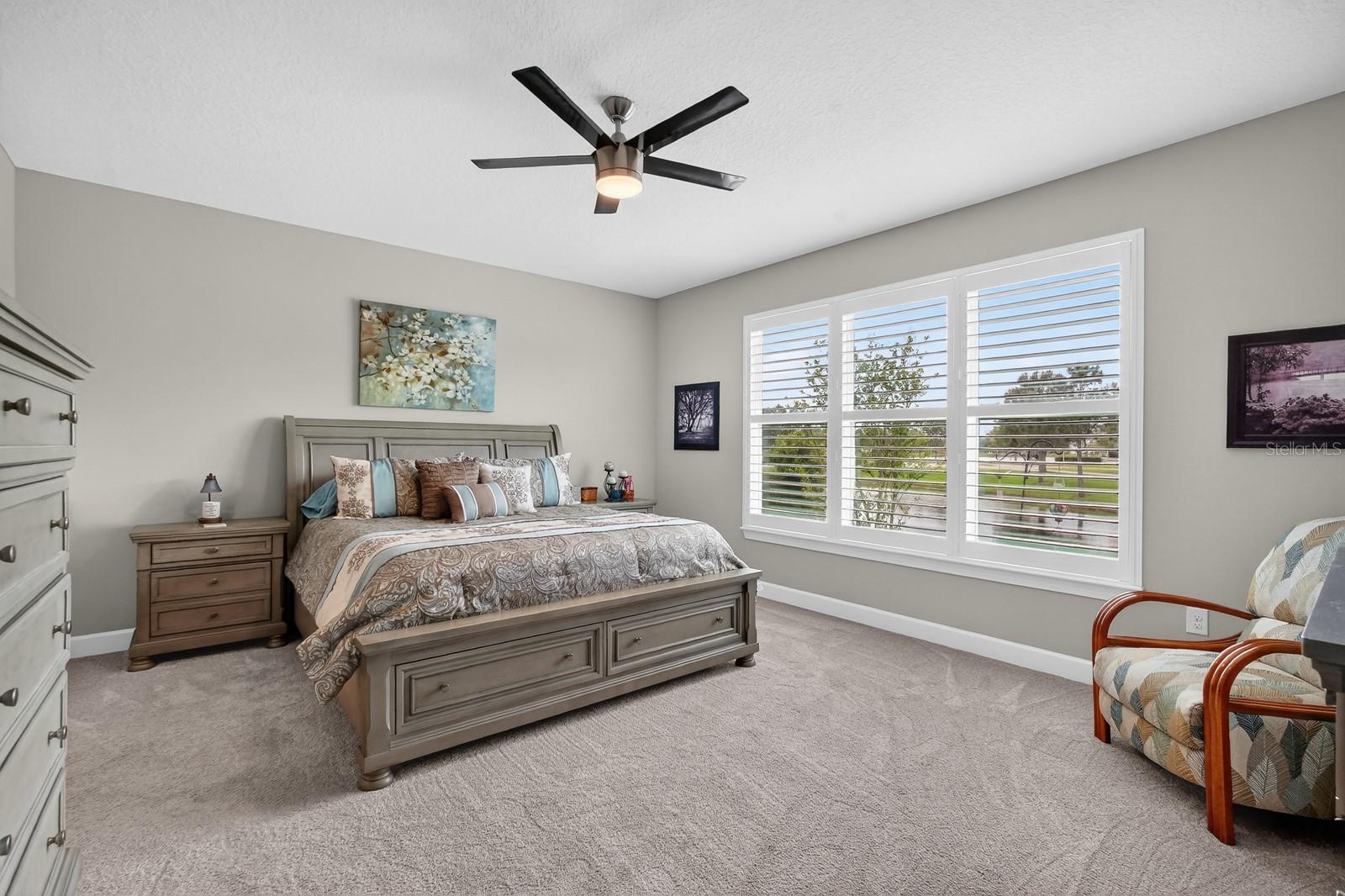 Image 28 of 82 For 94 Almond Point