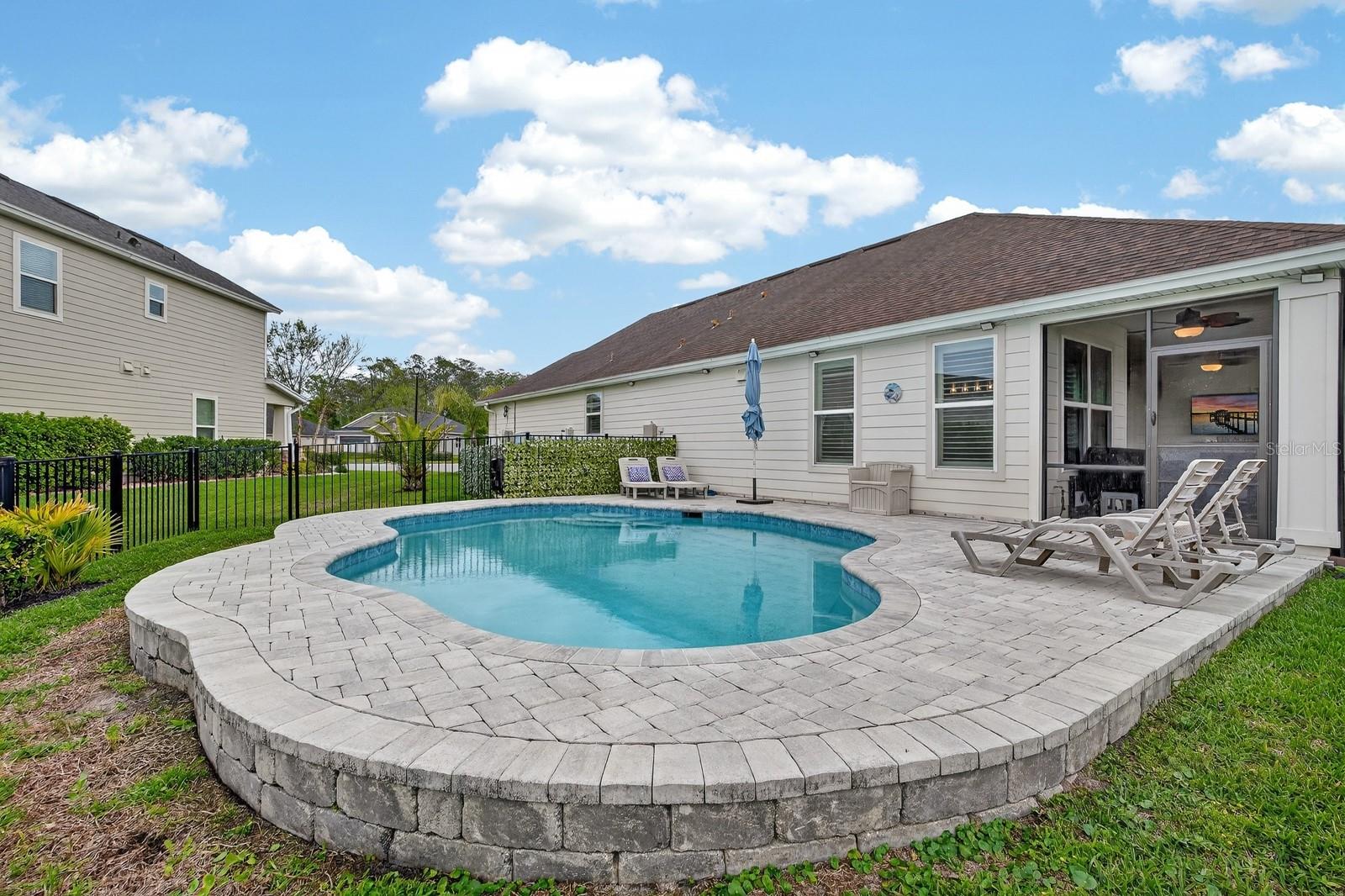 Image 48 of 82 For 94 Almond Point