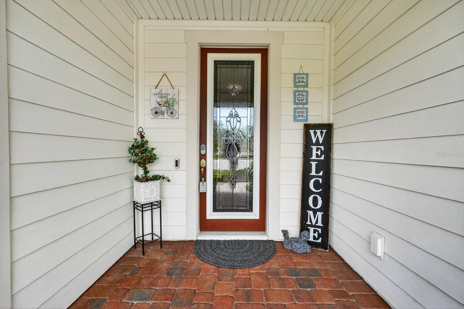 Image 8 of 82 For 94 Almond Point