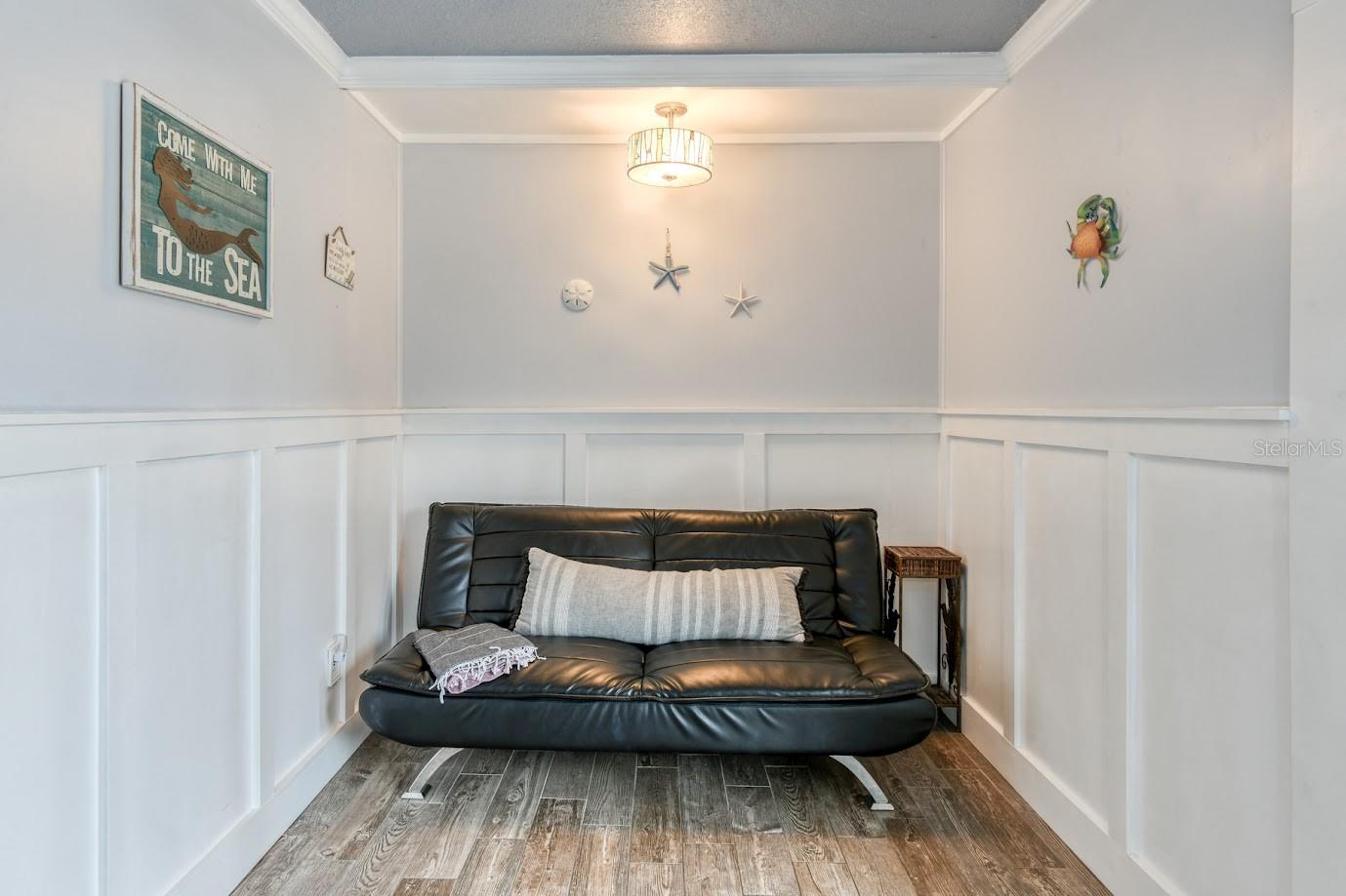 Image 15 of 39 For 5398 Soundview Avenue