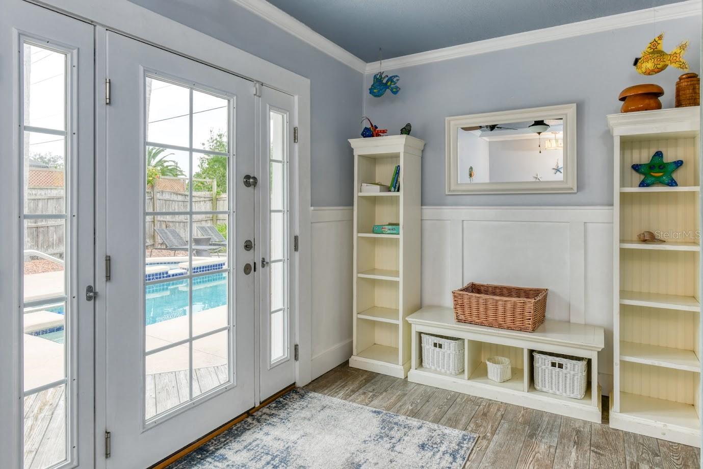 Image 16 of 39 For 5398 Soundview Avenue