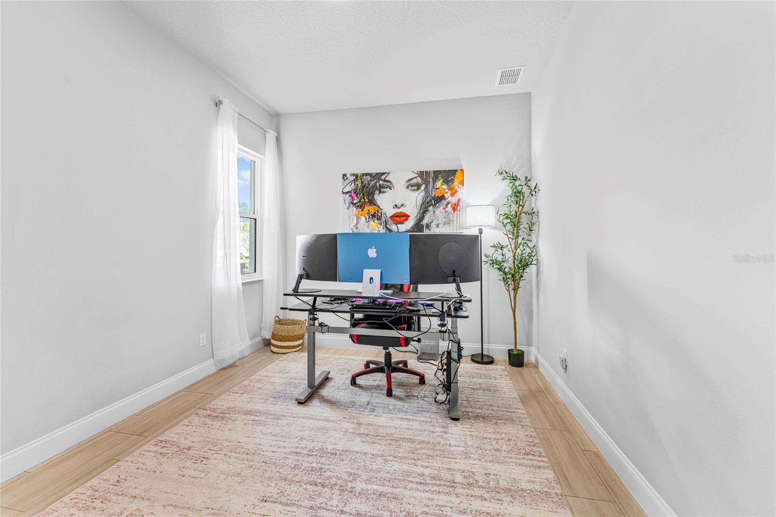 Image 20 of 44 For 4 Spring Street