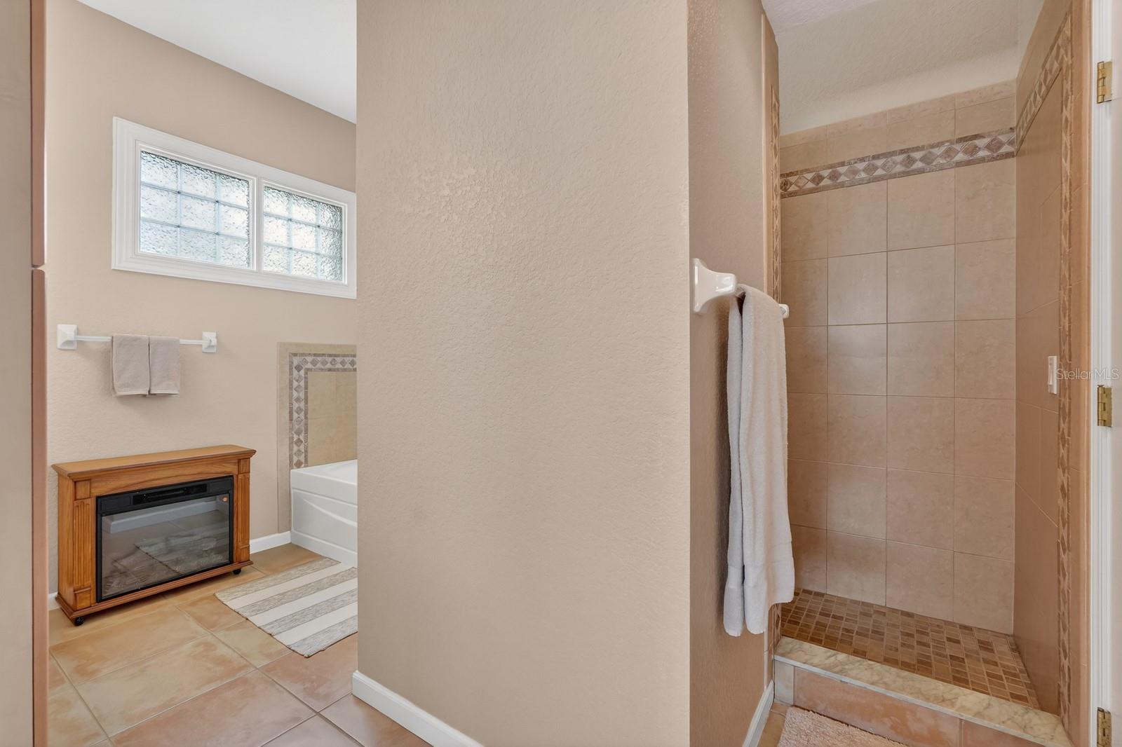 Image 26 of 43 For 50 Furness Place