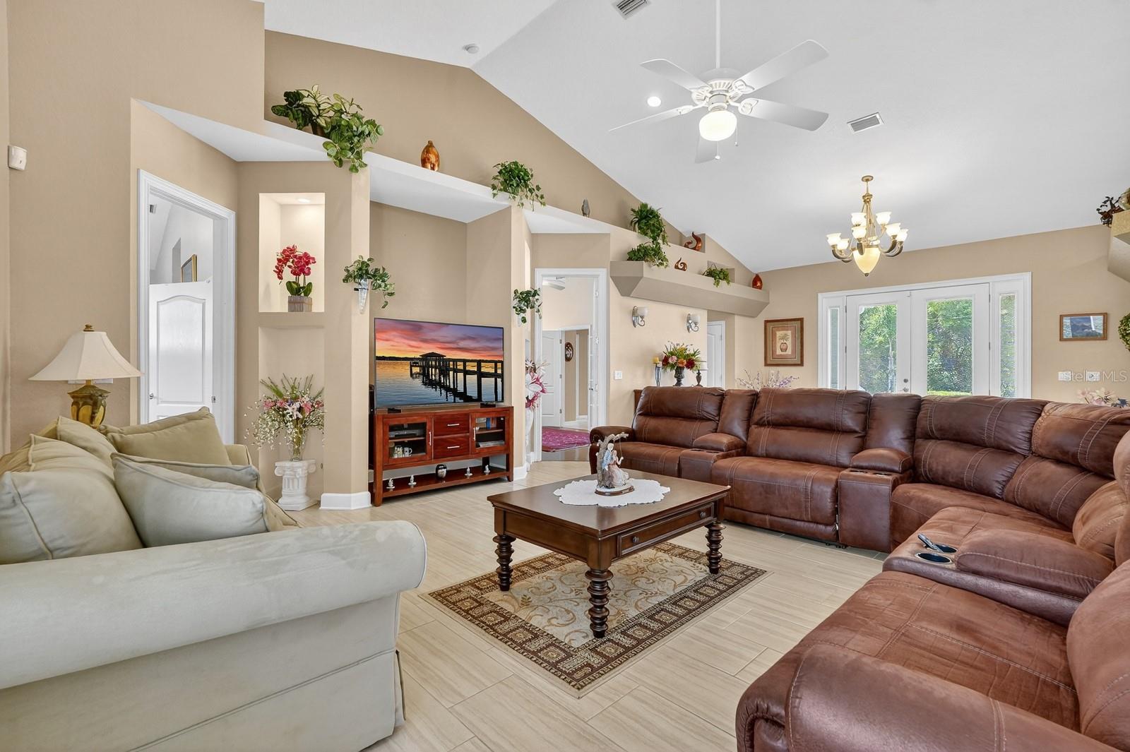 Image 9 of 43 For 50 Furness Place