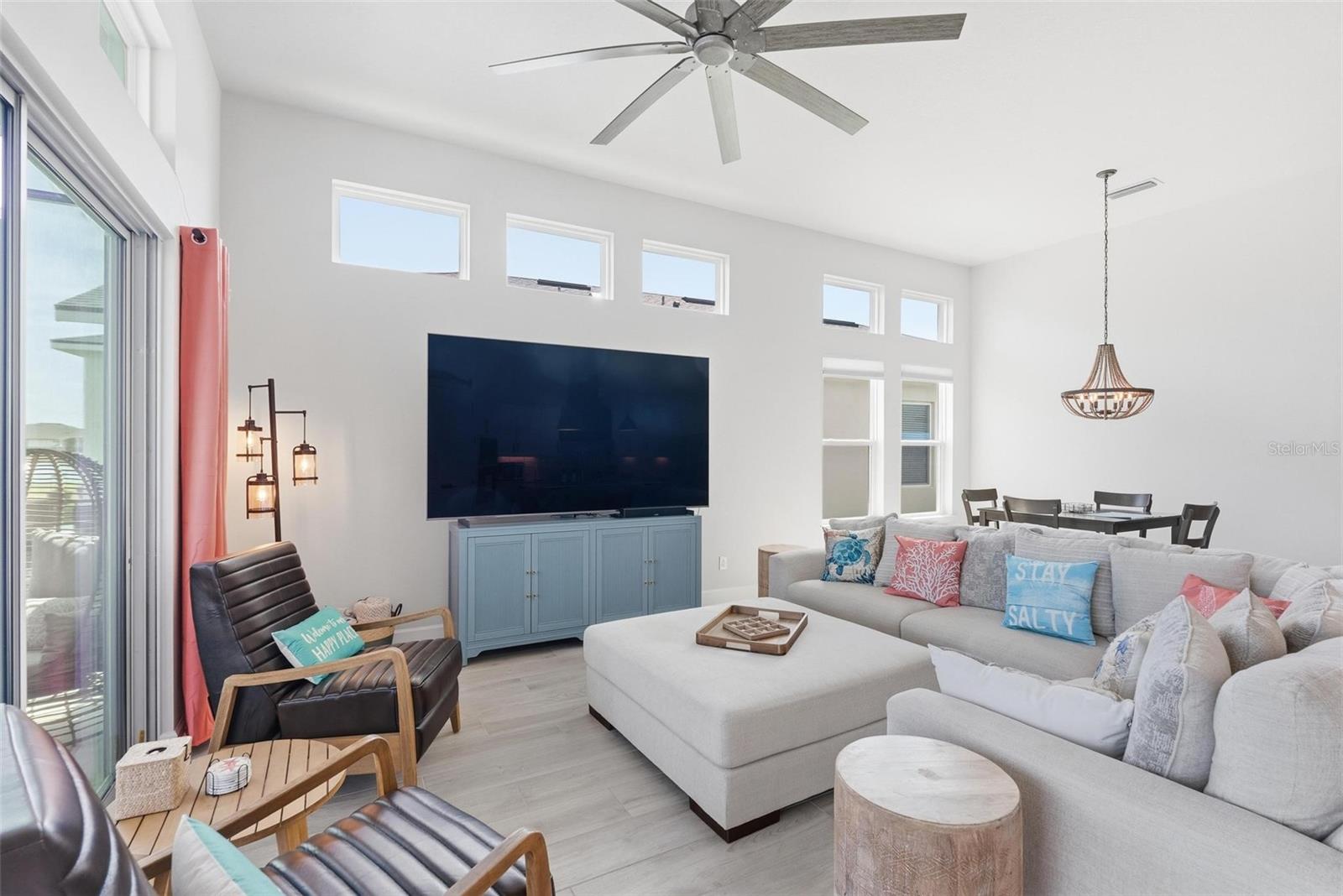 Image 10 of 71 For 270 Azure Mist Way