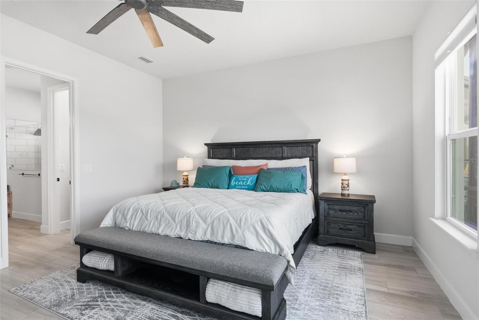 Image 25 of 71 For 270 Azure Mist Way