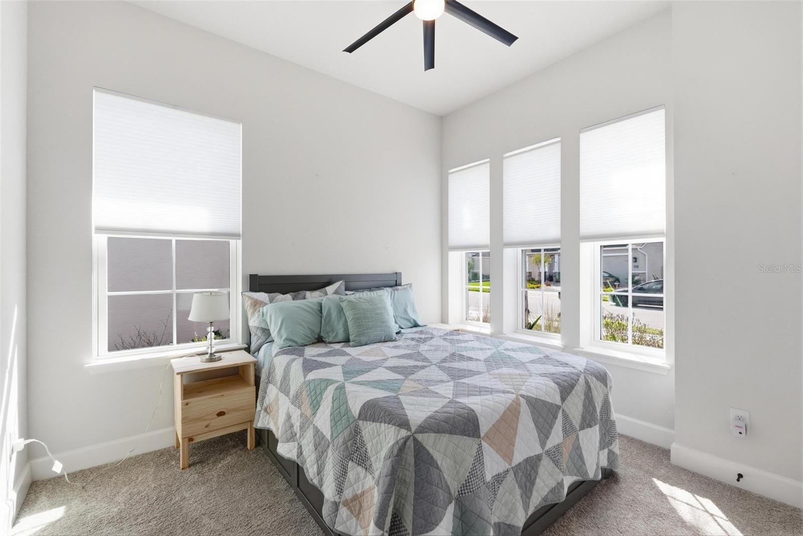 Image 53 of 71 For 270 Azure Mist Way