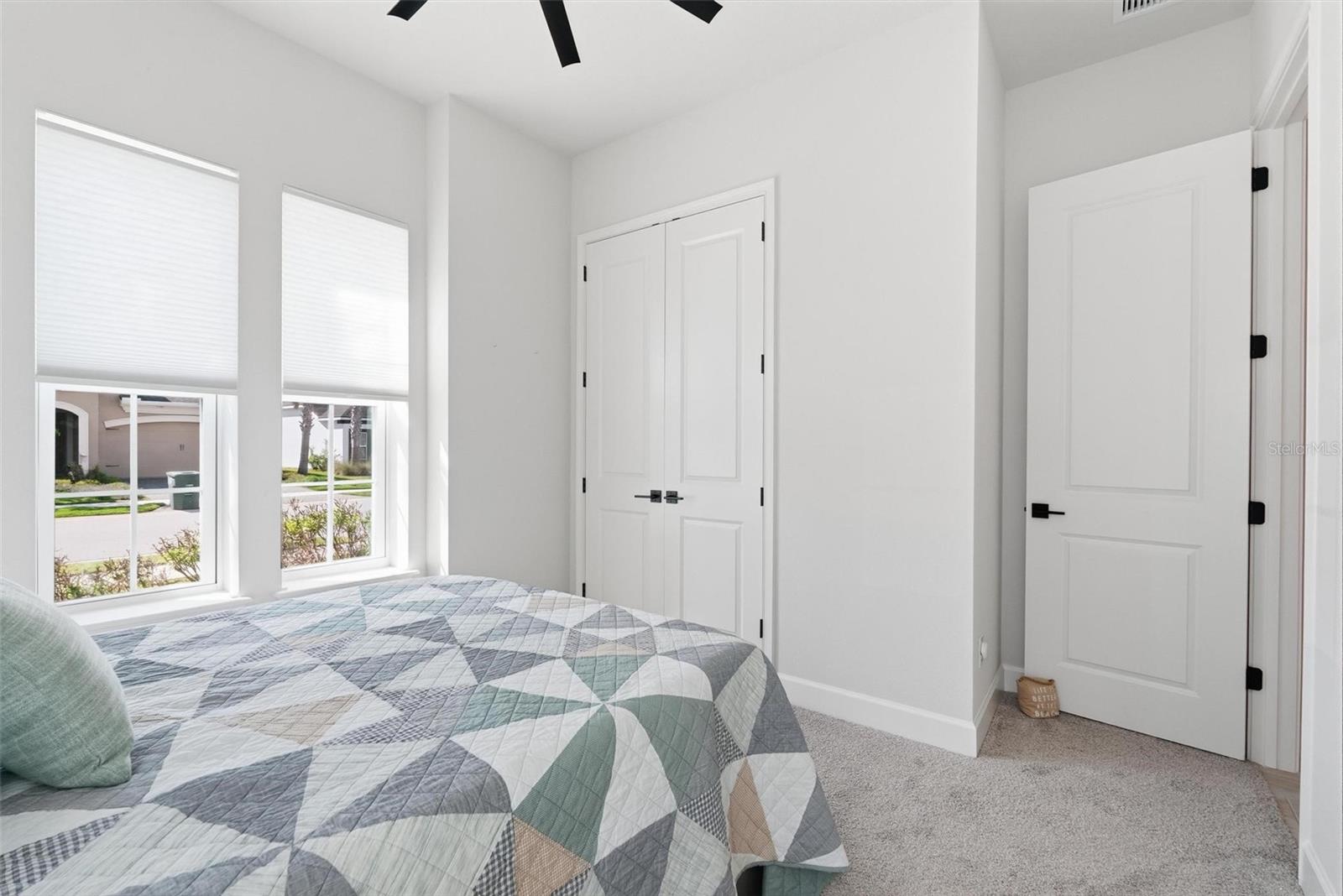 Image 54 of 71 For 270 Azure Mist Way