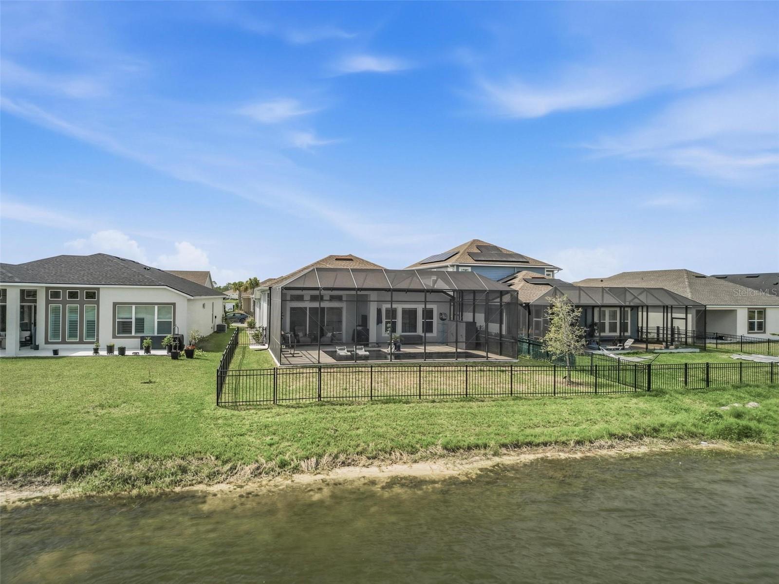 Image 62 of 71 For 270 Azure Mist Way