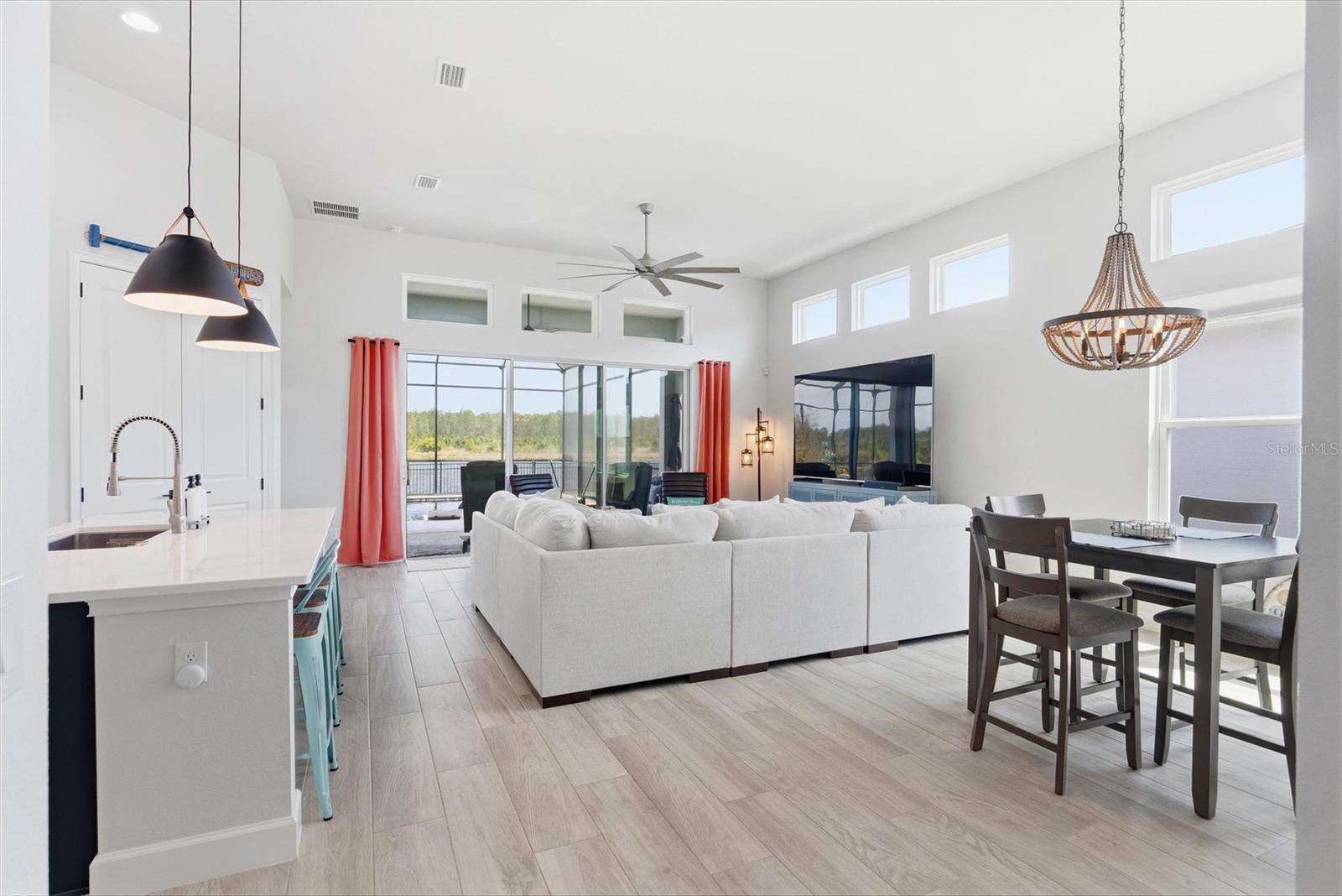 Image 8 of 71 For 270 Azure Mist Way