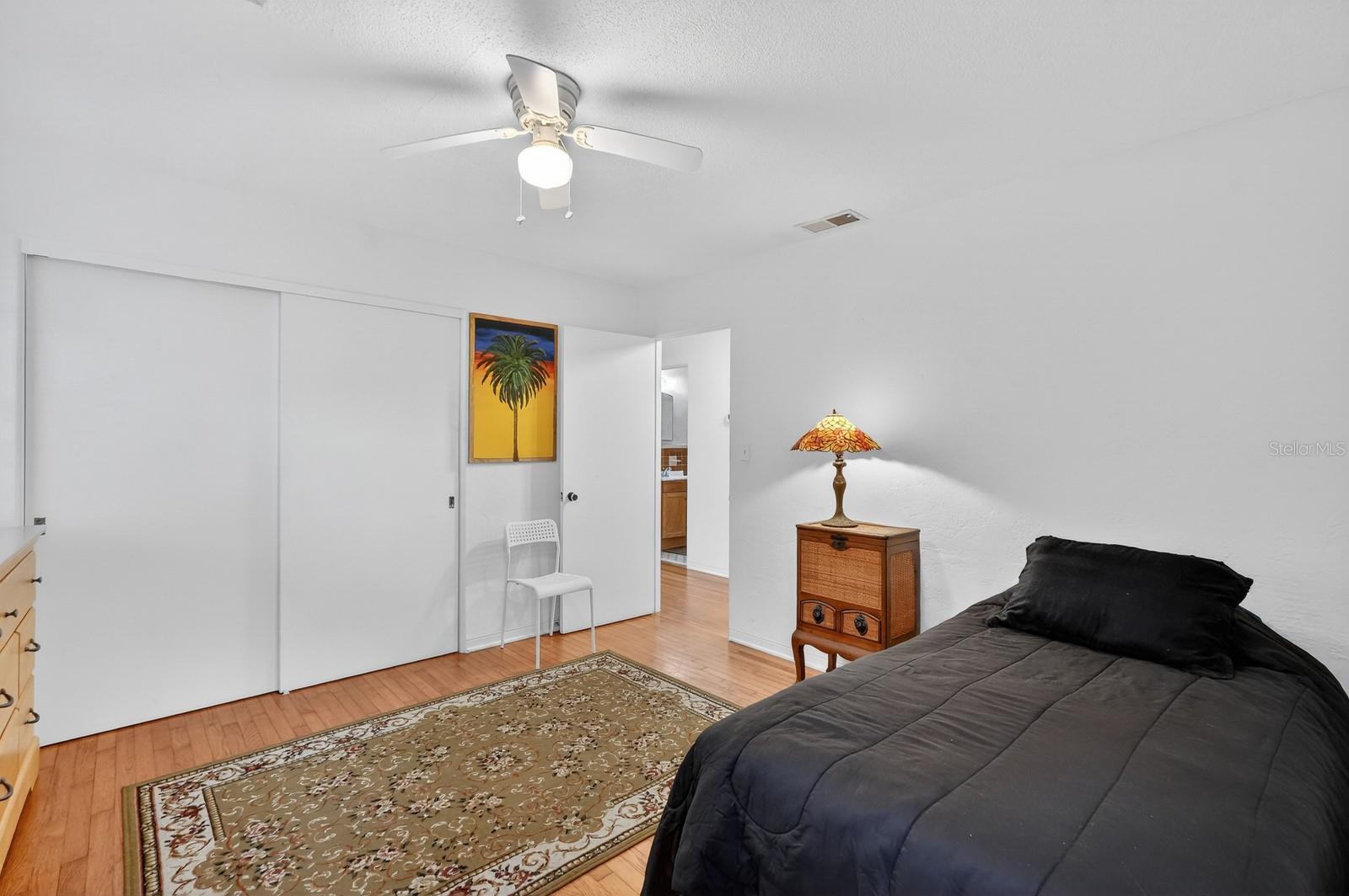 Image 20 of 52 For 436 Beach Street