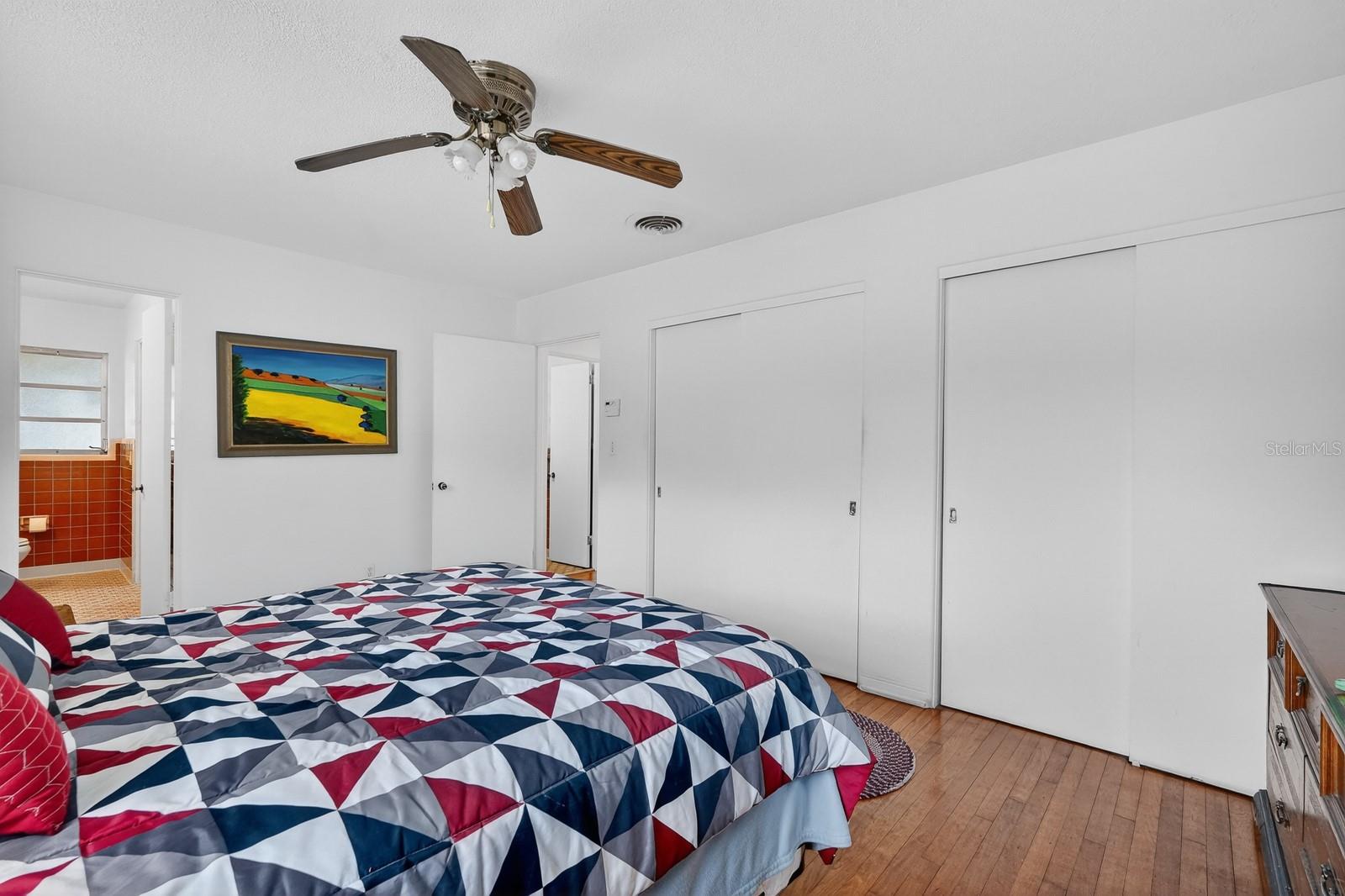 Image 22 of 52 For 436 Beach Street