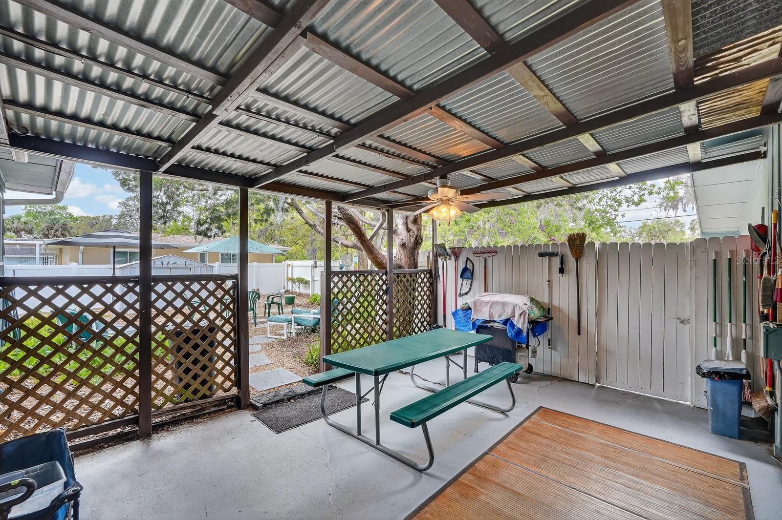 Image 30 of 52 For 436 Beach Street