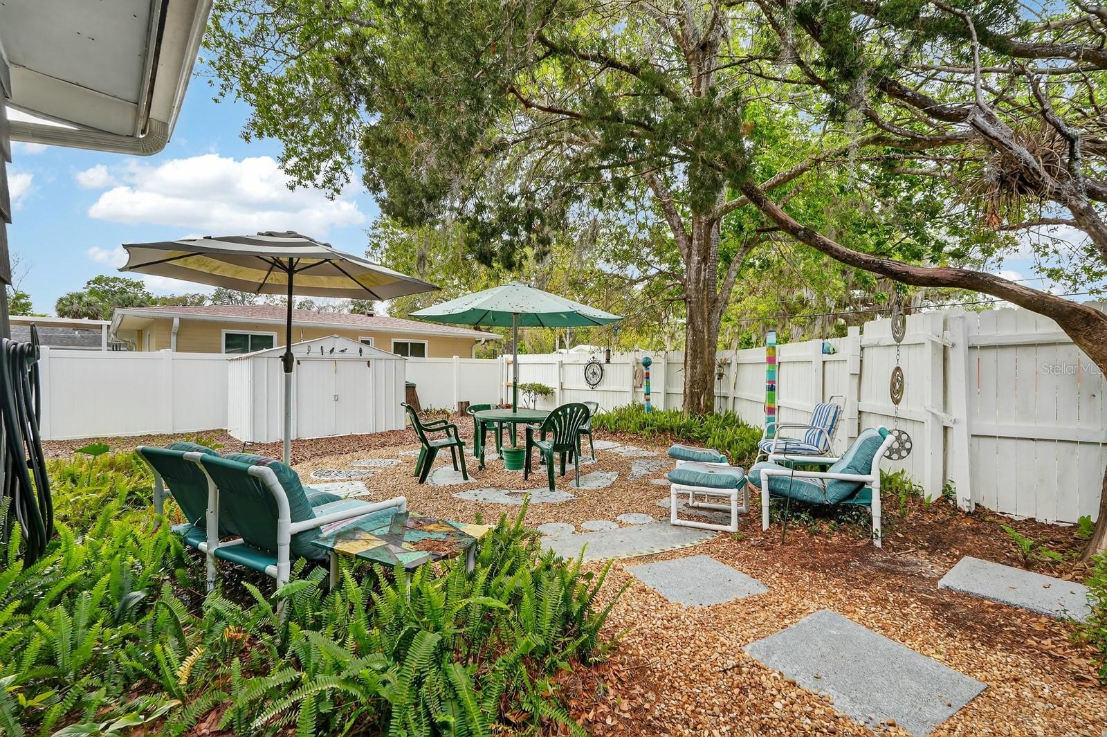 Image 33 of 52 For 436 Beach Street