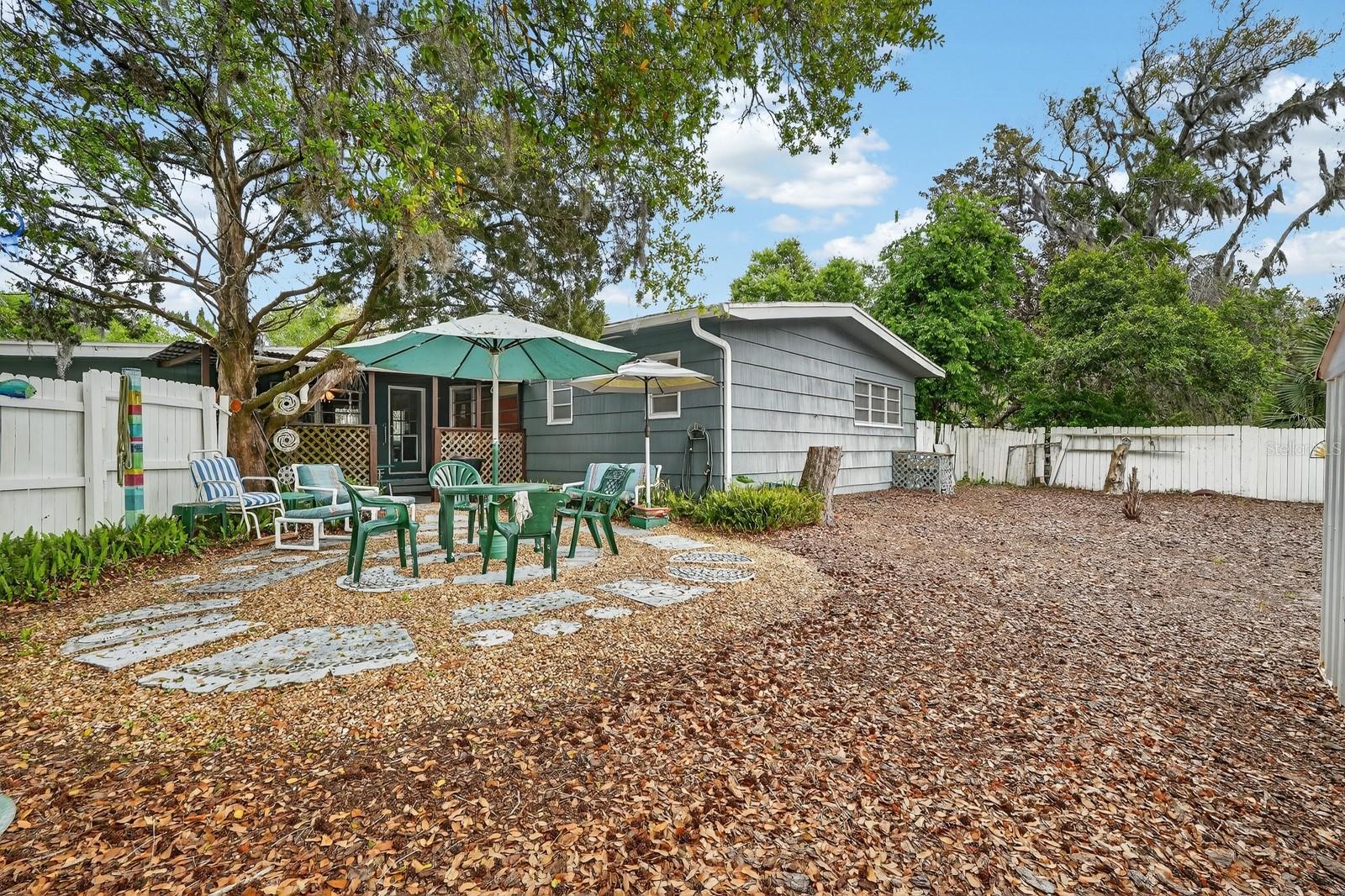 Image 34 of 52 For 436 Beach Street