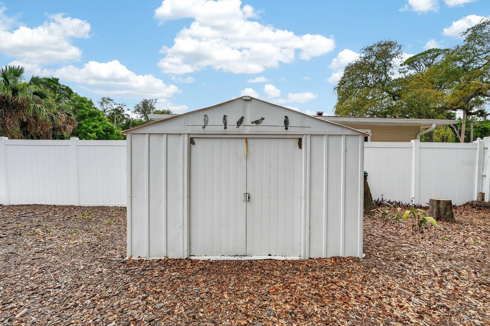 Image 36 of 52 For 436 Beach Street