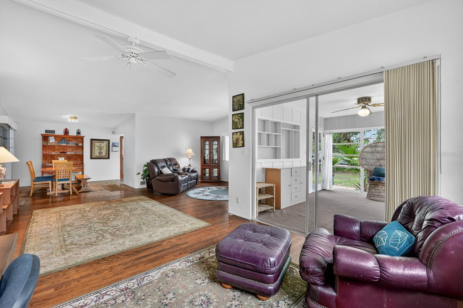 Image 7 of 52 For 436 Beach Street