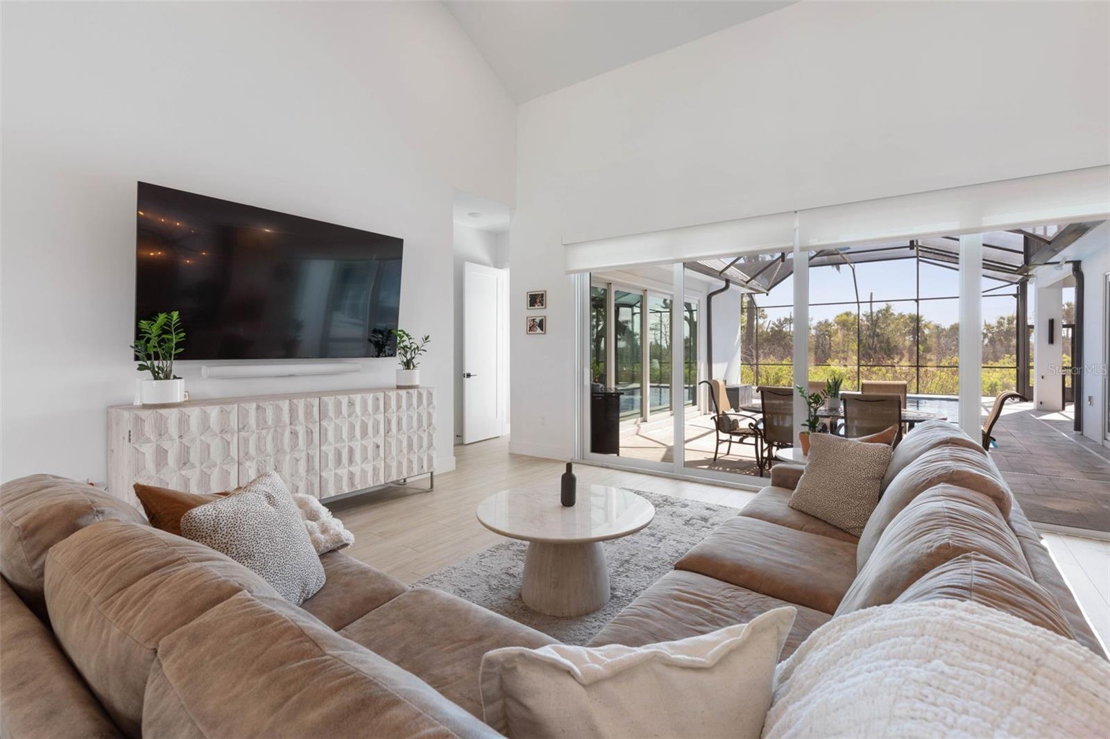 Image 10 of 97 For 222 Seaside Landings Drive S