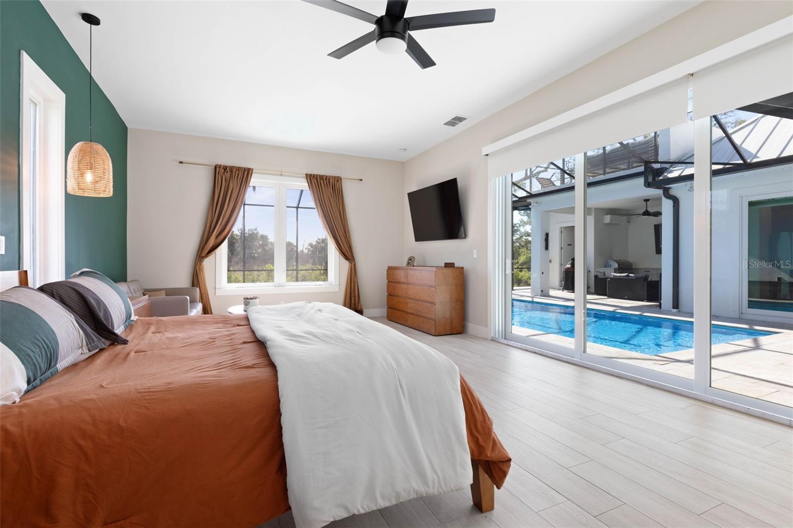 Image 42 of 97 For 222 Seaside Landings Drive S