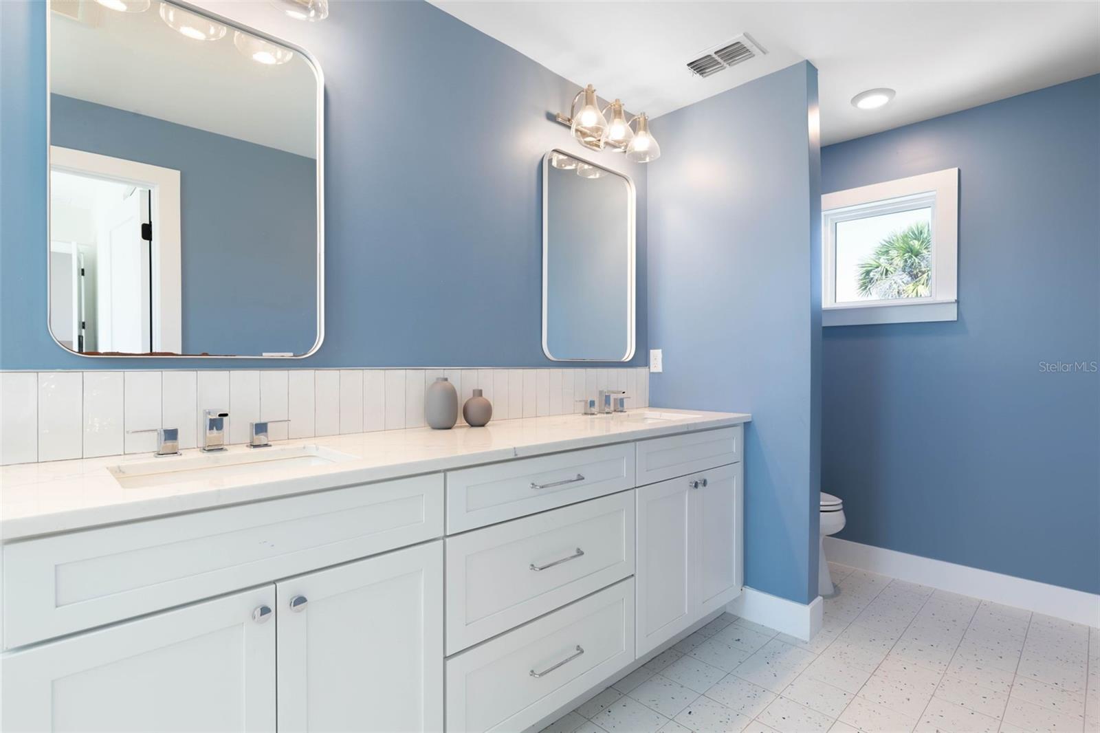 Image 57 of 97 For 222 Seaside Landings Drive S