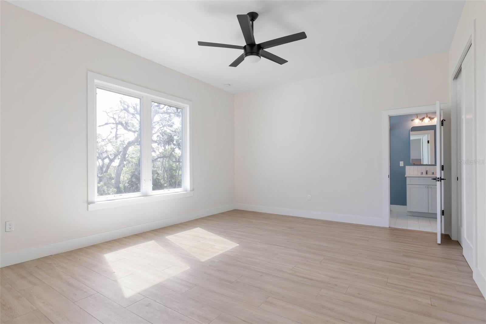 Image 58 of 97 For 222 Seaside Landings Drive S