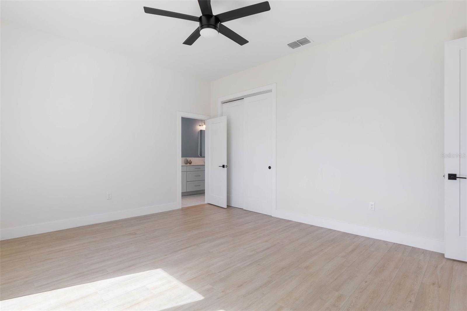 Image 59 of 97 For 222 Seaside Landings Drive S