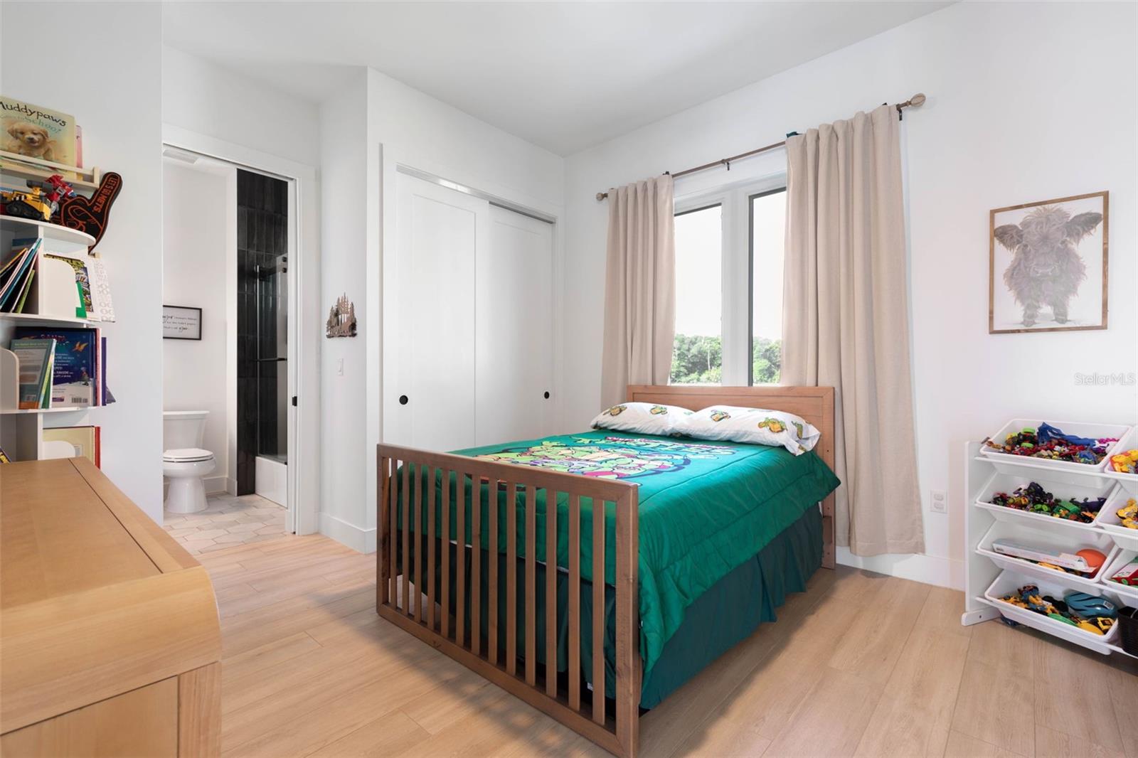 Image 61 of 97 For 222 Seaside Landings Drive S