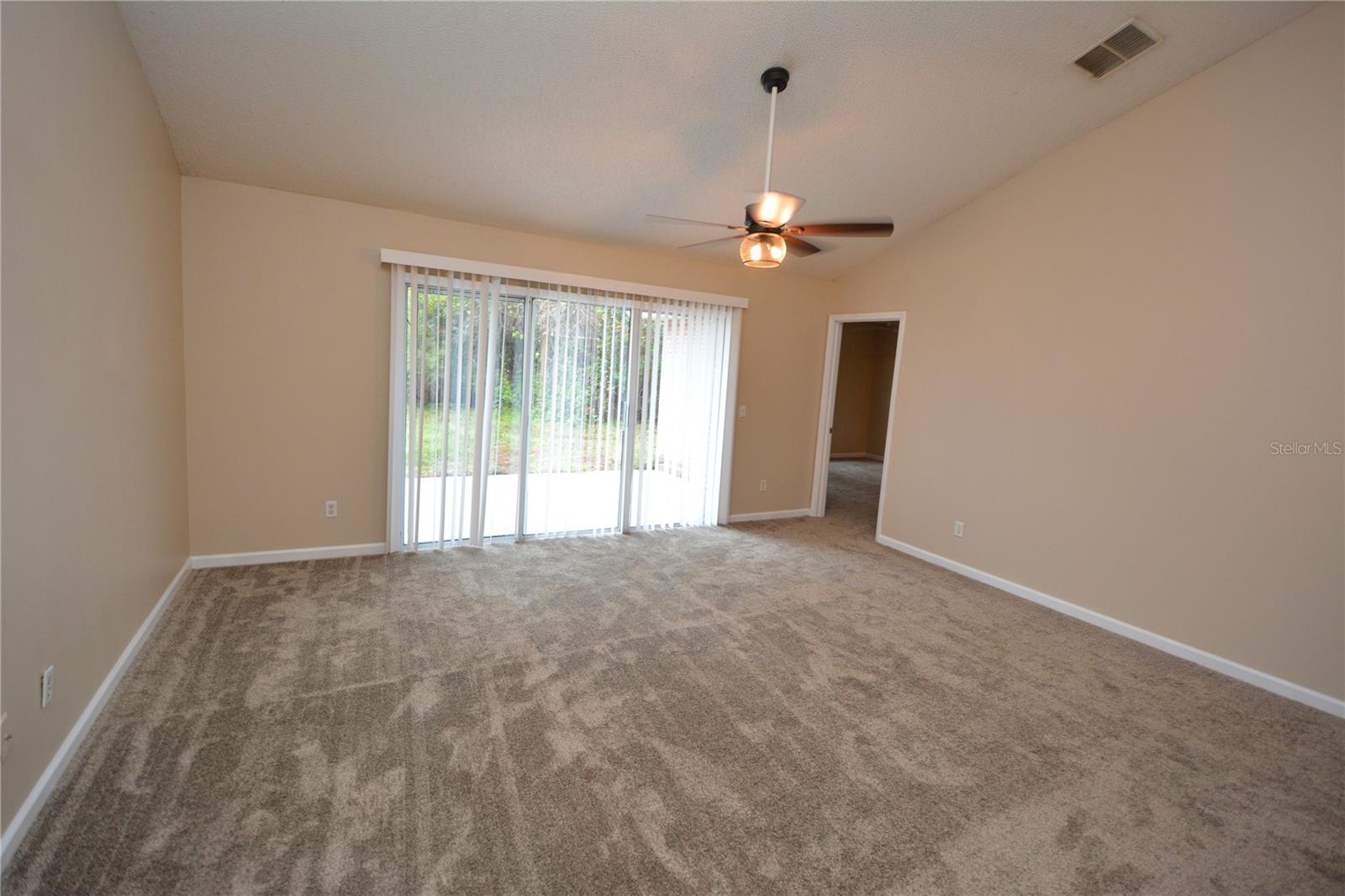 Image 15 of 20 For 35 Regent Lane B