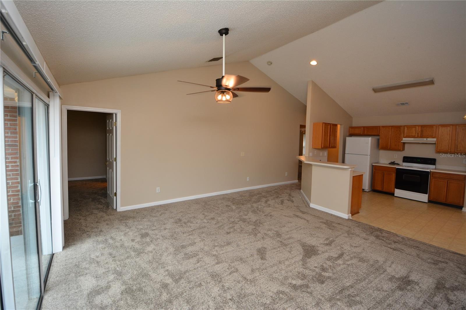 Image 7 of 20 For 35 Regent Lane B