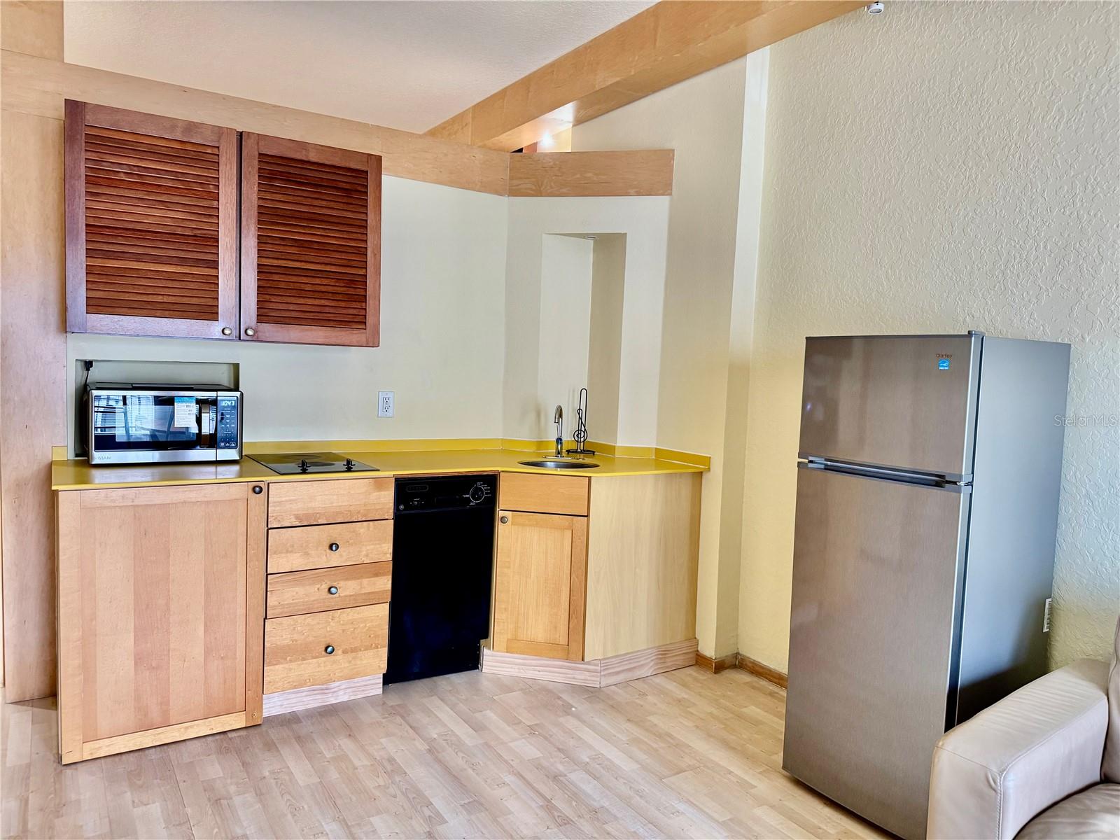 Image 2 of 10 For 101 Palm Harbor Pkwy  C328