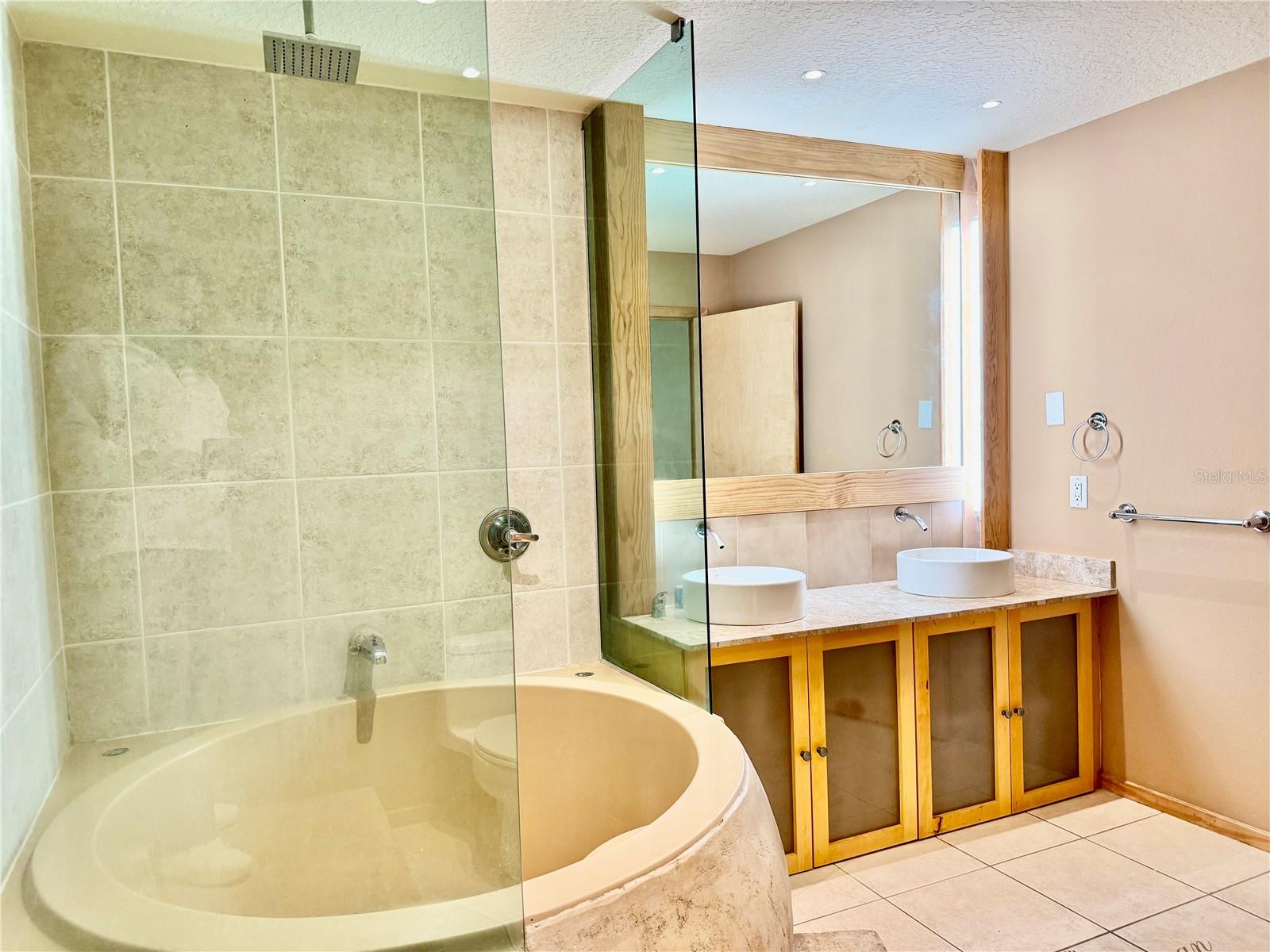 Image 5 of 10 For 101 Palm Harbor Pkwy  C328