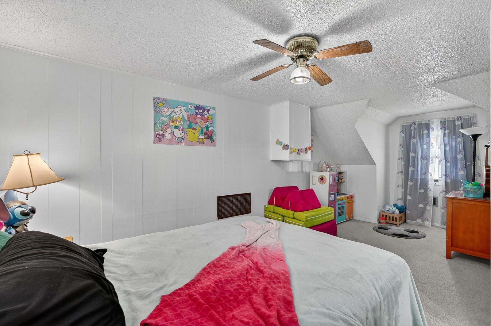 Image 26 of 55 For 116 Round Lake Circle