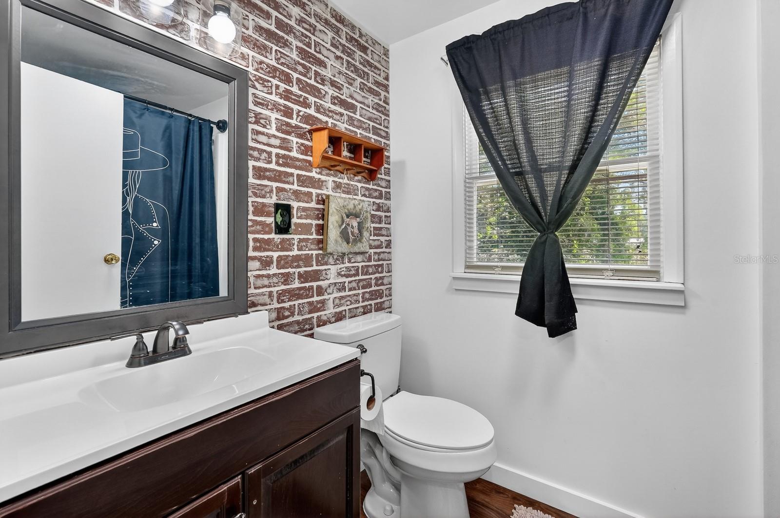 Image 30 of 55 For 116 Round Lake Circle