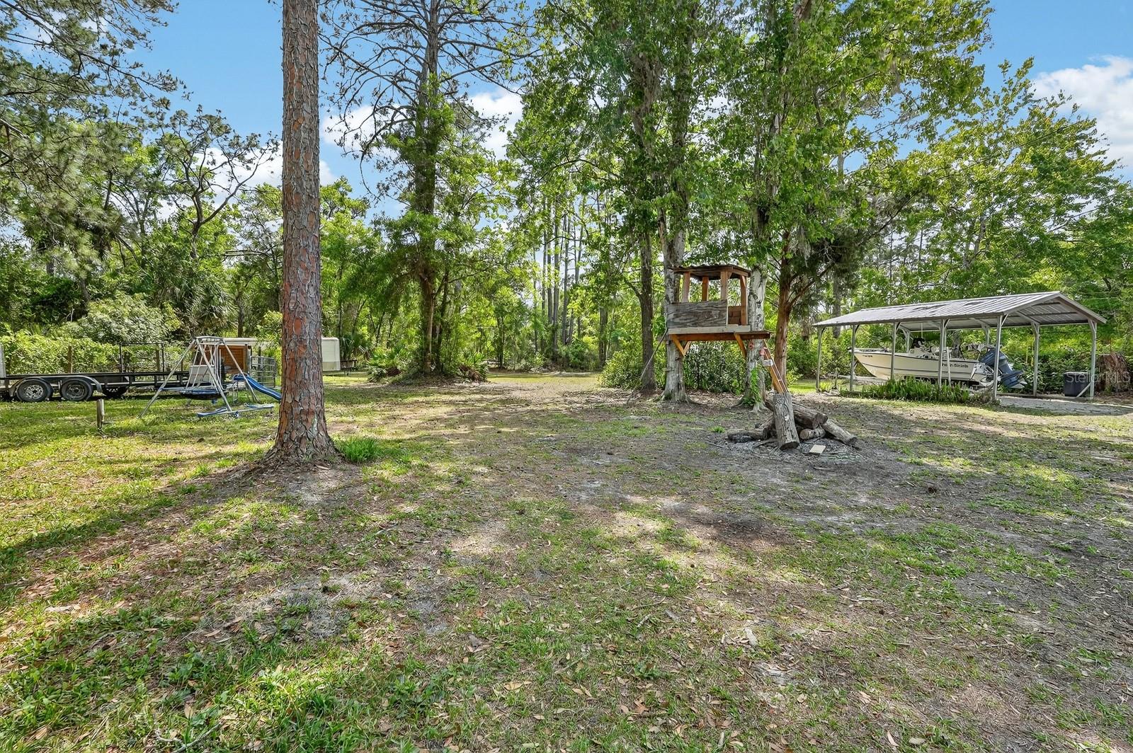 Image 38 of 55 For 116 Round Lake Circle