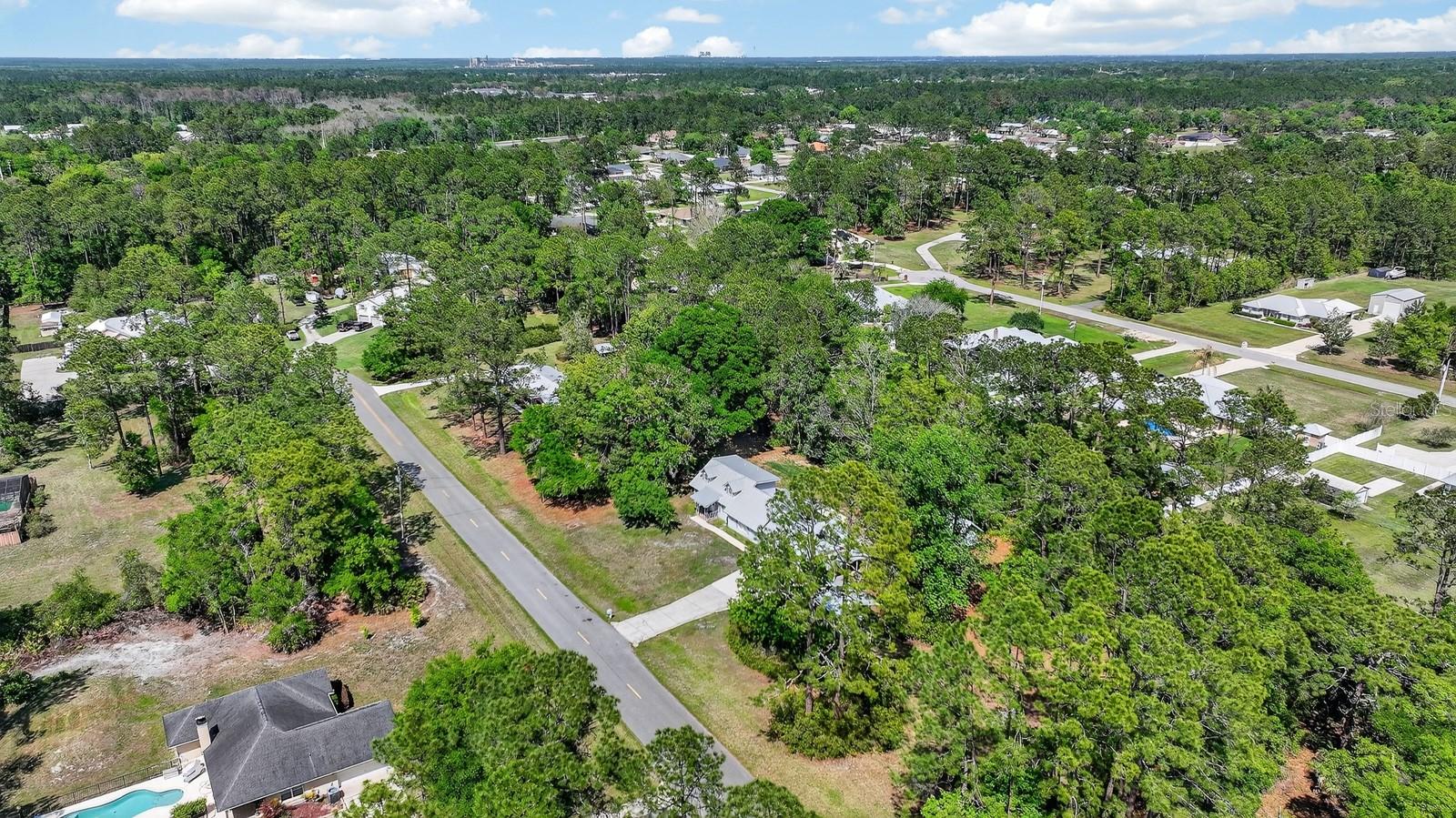 Image 51 of 55 For 116 Round Lake Circle