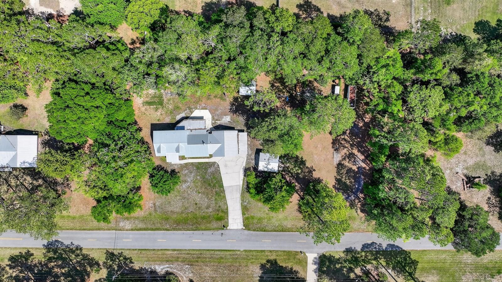 Image 52 of 55 For 116 Round Lake Circle