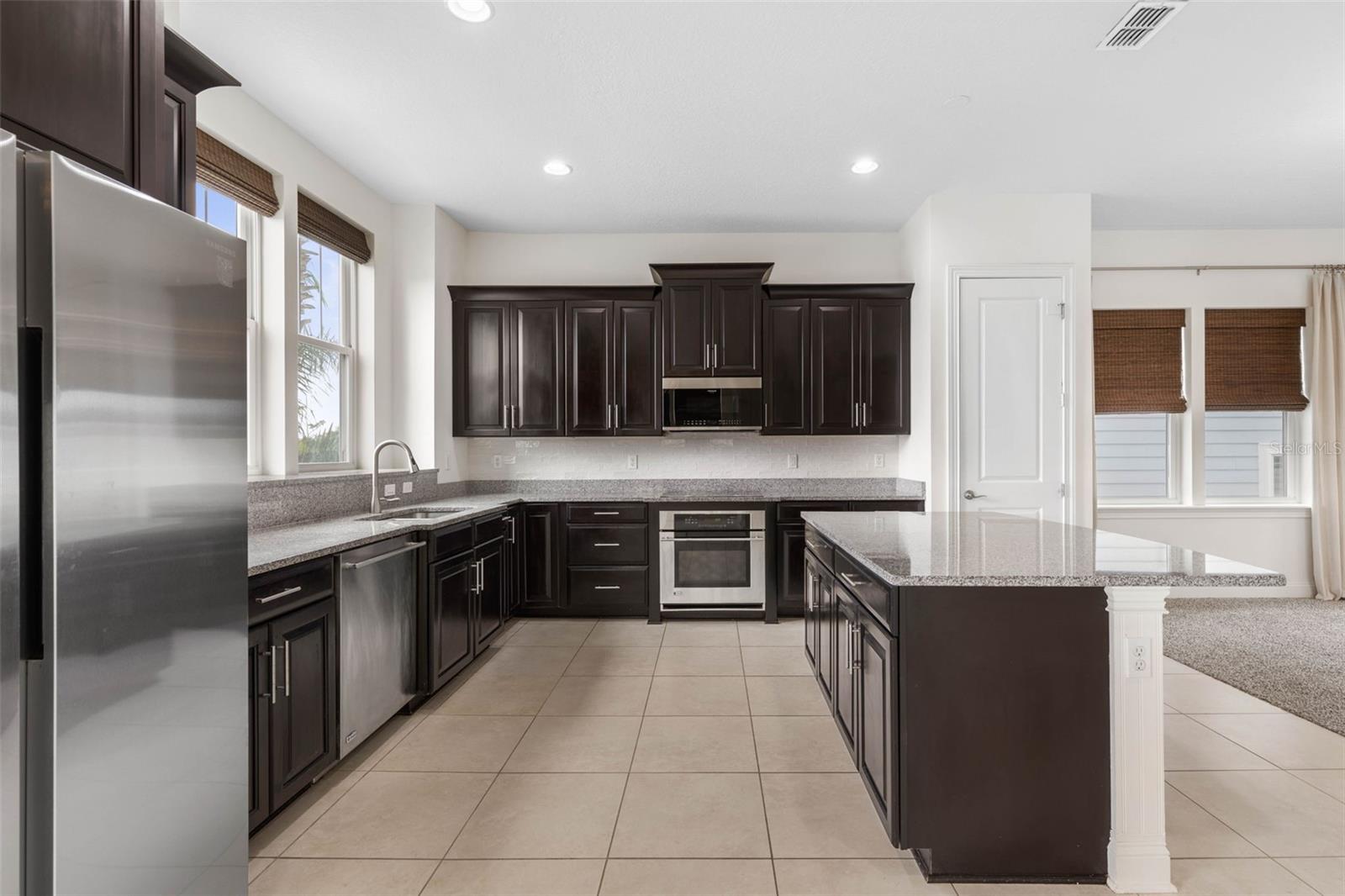 Image 15 of 85 For 2703 Morning Light Court