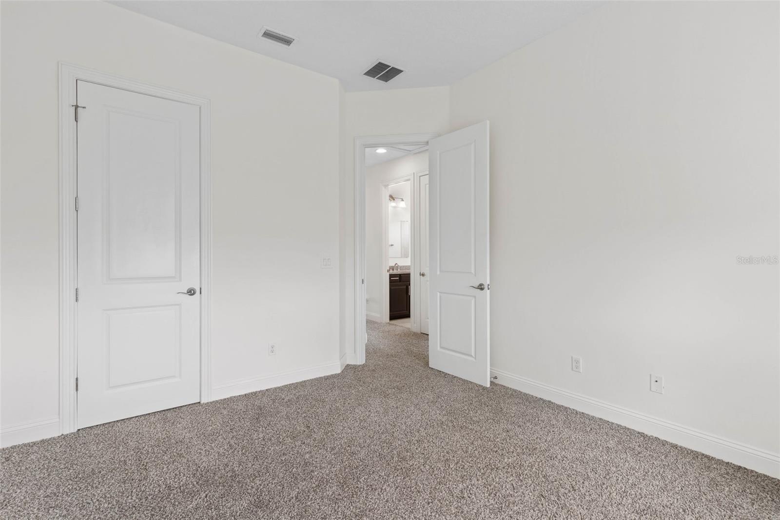 Image 41 of 85 For 2703 Morning Light Court