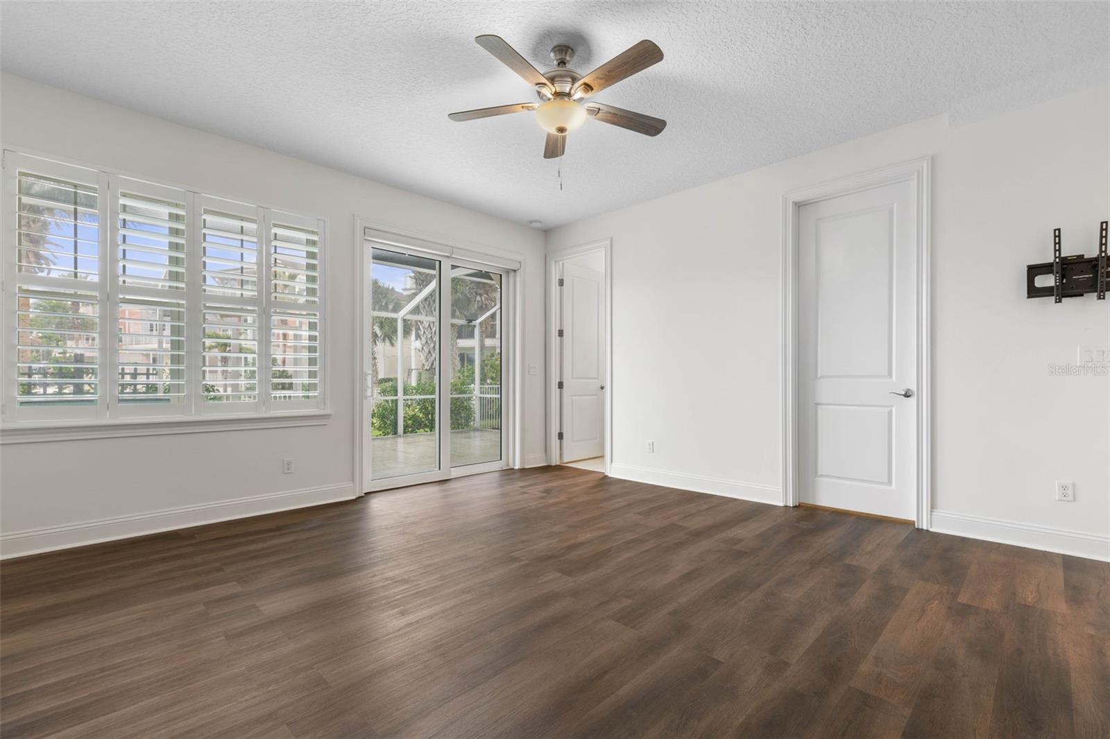 Image 48 of 85 For 2703 Morning Light Court