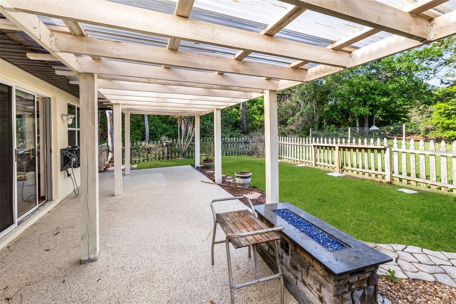 Image 19 of 57 For 282 Beachway Drive