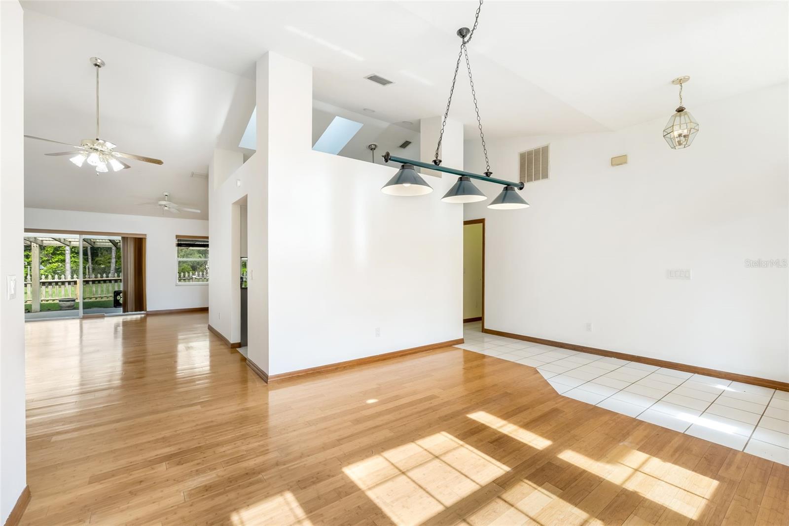 Image 25 of 57 For 282 Beachway Drive