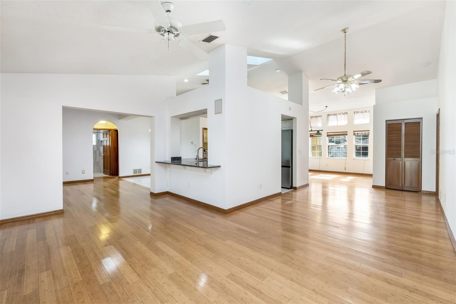 Image 27 of 57 For 282 Beachway Drive