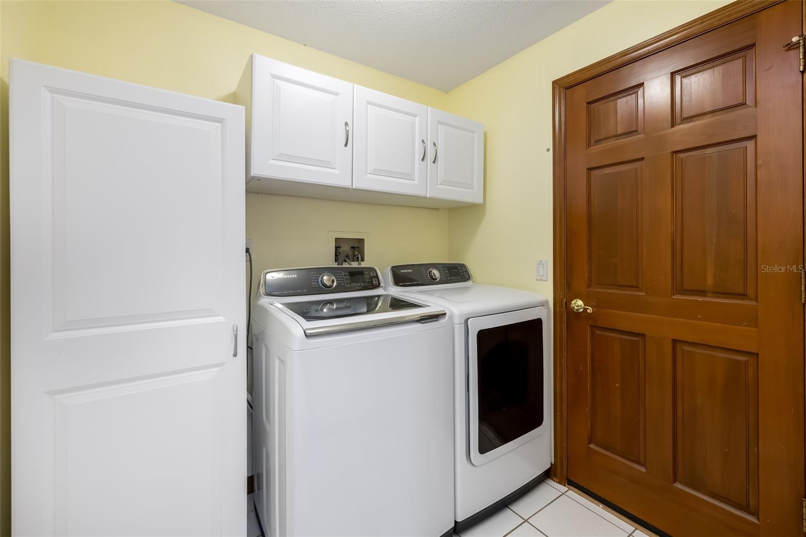 Image 38 of 57 For 282 Beachway Drive